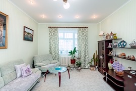 3-к. квартира, 106 м², 2/5 эт.