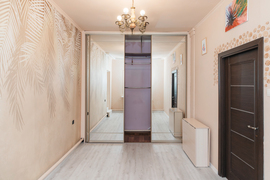 Продается 2 комнатная квартира 63 м² 2/3