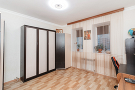 2-к. квартира, 41 м², 5/5 эт.