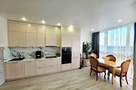 2-к. квартира, 57,1 м², 13/17 эт.