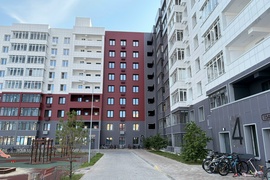 Продается трехкомнатная квартира 104,0 кв.м.