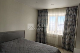 Продаётся однокомнатная квартира в спальном районе.