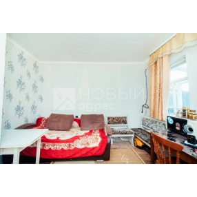 Продается дом, 72.4м², участок 4.77 сот. в центре