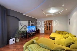 3-к. квартира, 128 м², 1/5 эт.