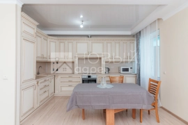 2-к. квартира, 61,1 м², 1/3 эт.