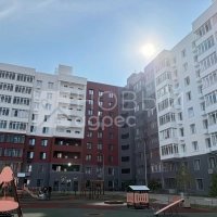 Продается трехкомнатная квартира 102 кв.м.